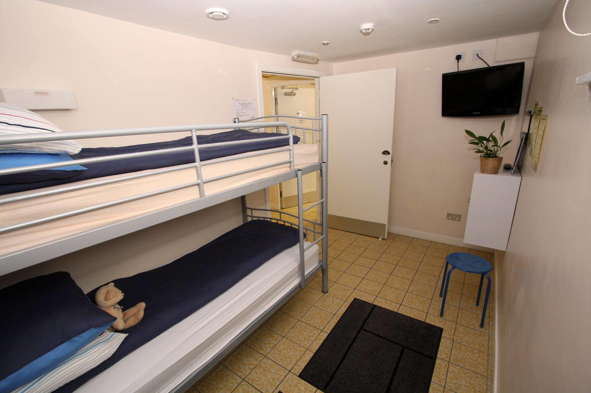 Ballater Hostel Bagian luar foto