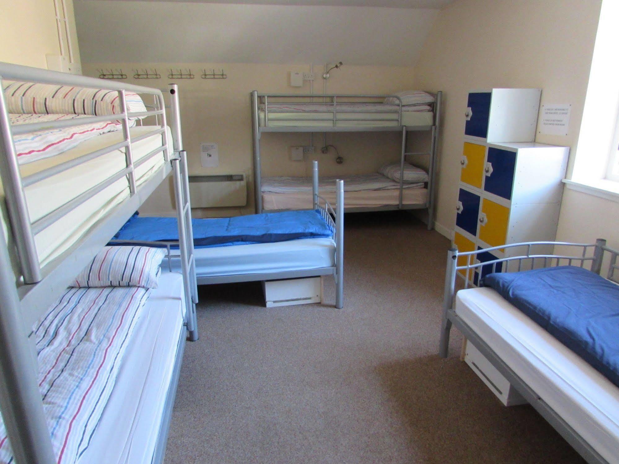 Ballater Hostel Bagian luar foto